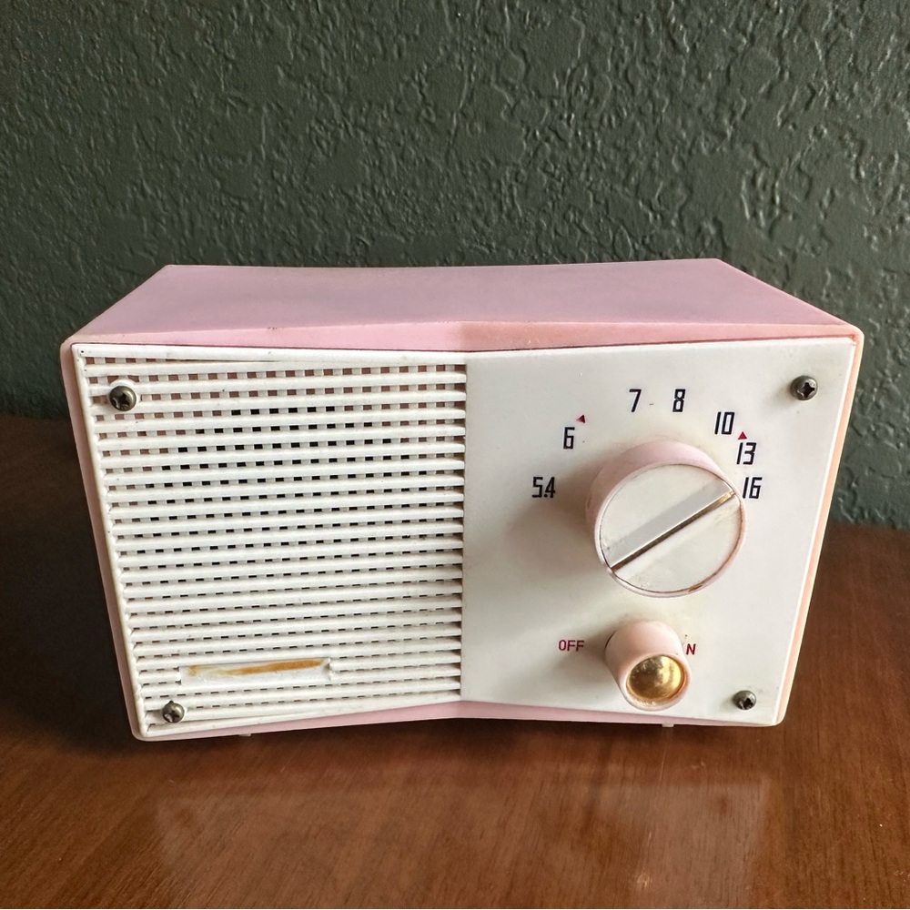 Vintage Midcentury Pink AM Tube Radio WORKS